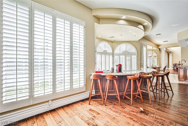 2300 Glenbrook Way, Las Vegas, NV 89117