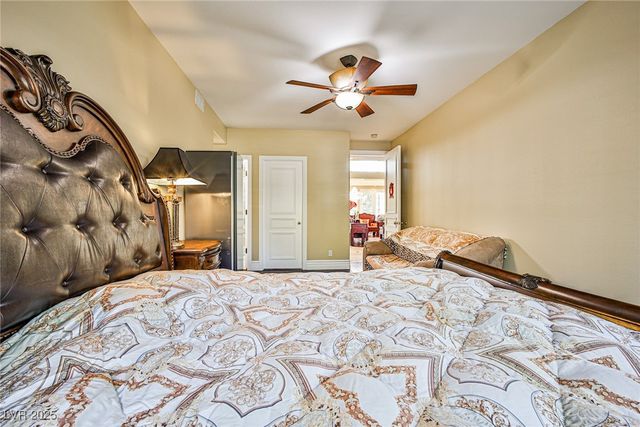 2300 Glenbrook Way, Las Vegas, NV 89117