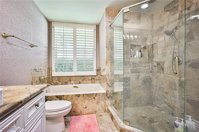 2300 Glenbrook Way, Las Vegas, NV 89117