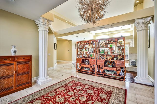 2300 Glenbrook Way, Las Vegas, NV 89117