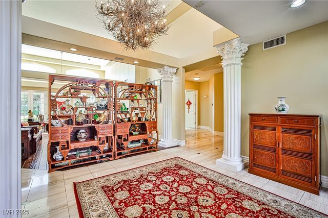 2300 Glenbrook Way, Las Vegas, NV 89117