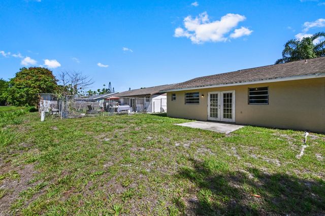 4548 SE Salvatori Road, Stuart, FL 34997