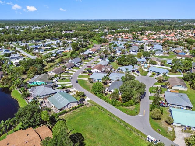 4548 SE Salvatori Road, Stuart, FL 34997