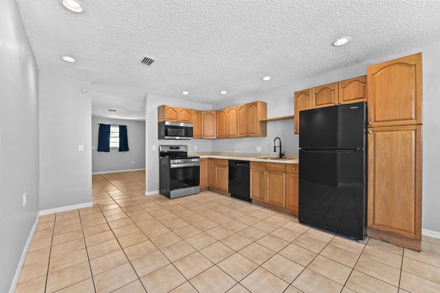 4548 SE Salvatori Road, Stuart, FL 34997