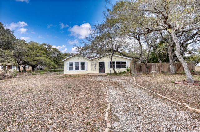 1790 Mooney Lane, Ingleside, TX 78362