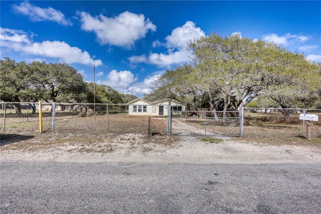 1790 Mooney Lane, Ingleside, TX 78362