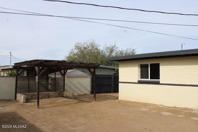7042 E Calle Ileo, Tucson, AZ 85710
