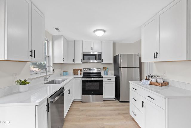 632 Middleton Avenue, Cary, NC 27513