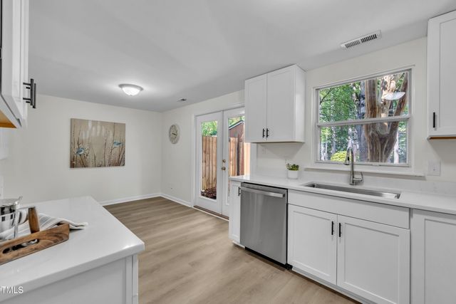 632 Middleton Avenue, Cary, NC 27513