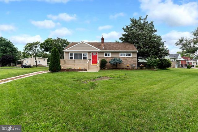 228 BALDWIN RD, Glassboro, NJ 08028