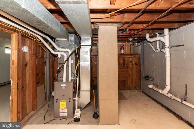 228 BALDWIN RD, Glassboro, NJ 08028