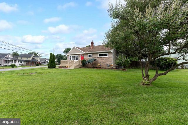 228 BALDWIN RD, Glassboro, NJ 08028