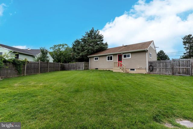 228 BALDWIN RD, Glassboro, NJ 08028