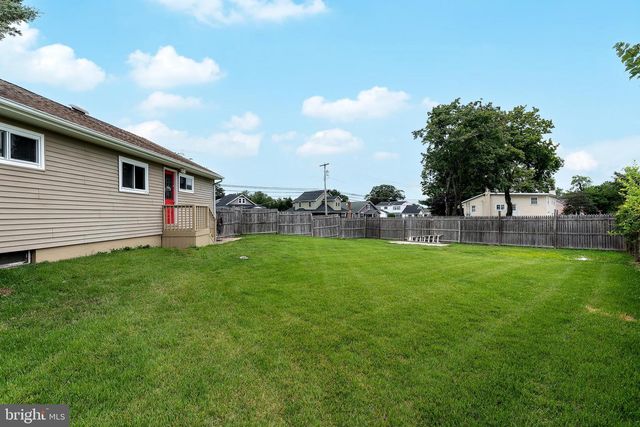 228 BALDWIN RD, Glassboro, NJ 08028