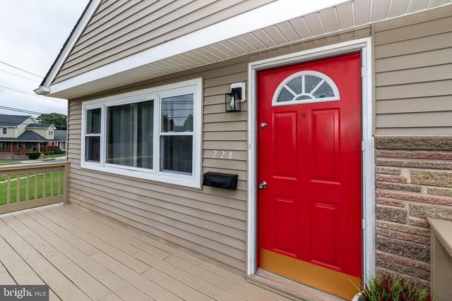 228 BALDWIN RD, Glassboro, NJ 08028