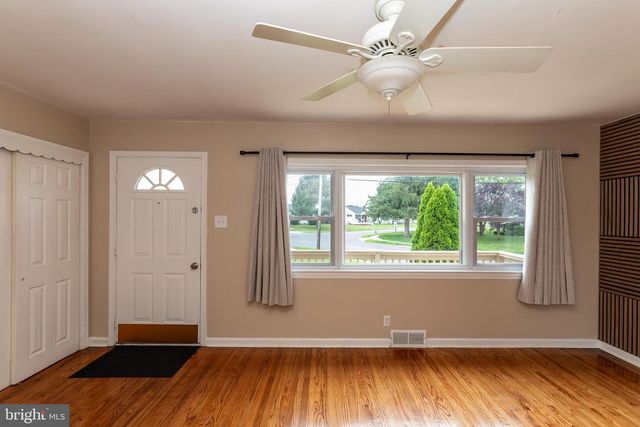 228 BALDWIN RD, Glassboro, NJ 08028