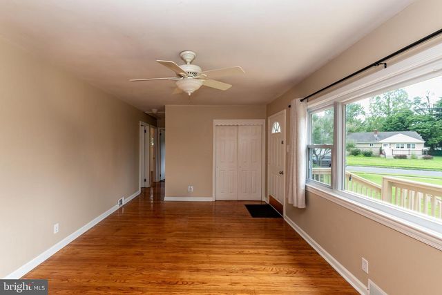 228 BALDWIN RD, Glassboro, NJ 08028