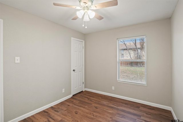 903 Hester, Arlington, TX 76011