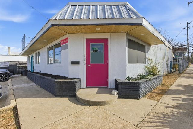 738 W Davis Street, Dallas, TX 75208