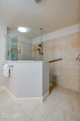 312 Birkdale Drive, Daytona Beach, FL 32124