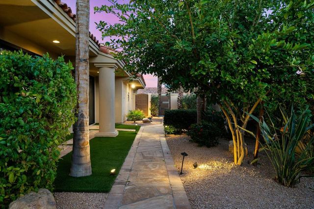 54857 Inverness Way, La Quinta, CA 92253