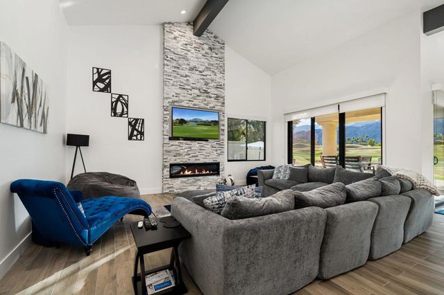 54857 Inverness Way, La Quinta, CA 92253