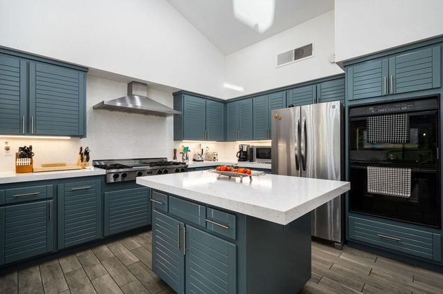 54857 Inverness Way, La Quinta, CA 92253