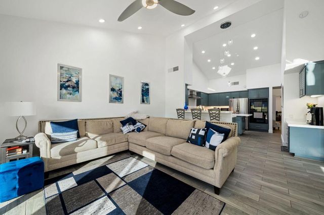 54857 Inverness Way, La Quinta, CA 92253