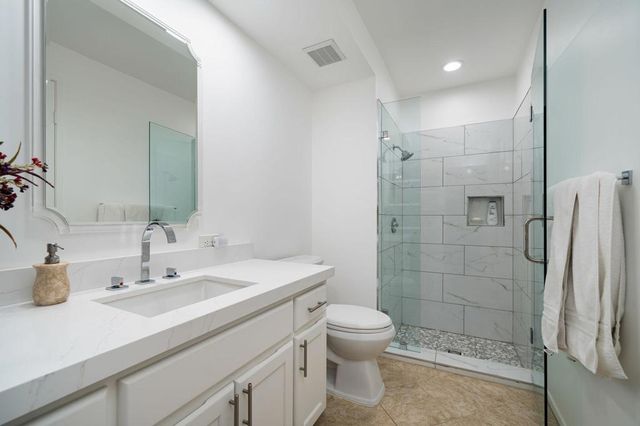 54857 Inverness Way, La Quinta, CA 92253