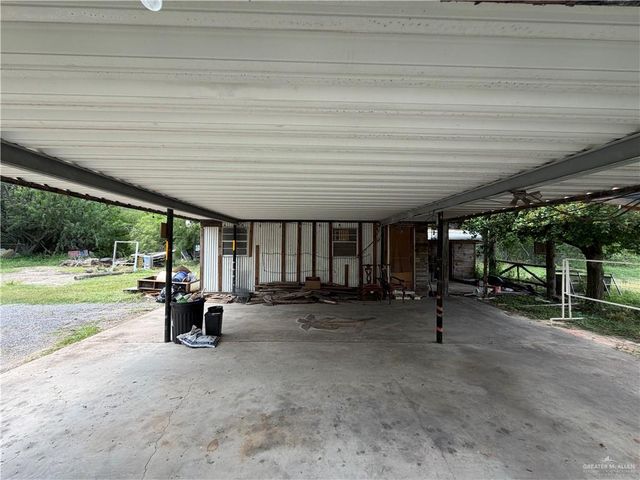 512 W 4th Street E, Weslaco, TX 78596