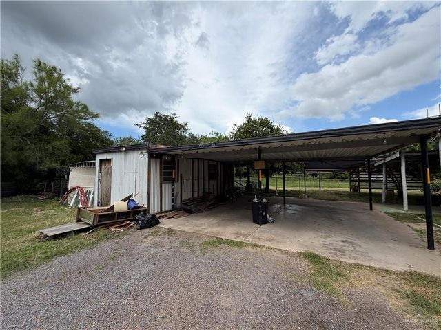 512 W 4th Street E, Weslaco, TX 78596