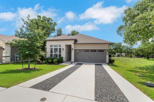 121 Monterey Oak TRL, Georgetown, TX 78628