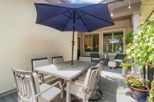 121 Monterey Oak TRL, Georgetown, TX 78628