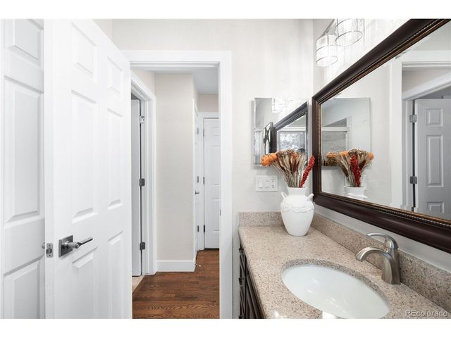 5337 W Iliff Dr 105, Lakewood, CO 80227