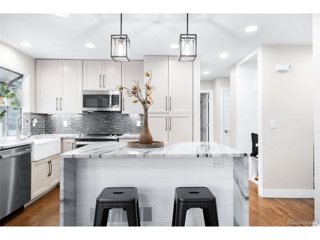 5337 W Iliff Dr 105, Lakewood, CO 80227