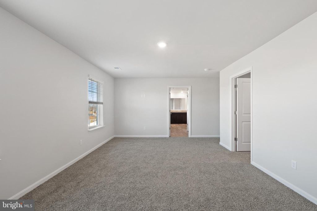 Image 13 of property listing at 804 SPIKERESH WAY, Joppa, MD 21085