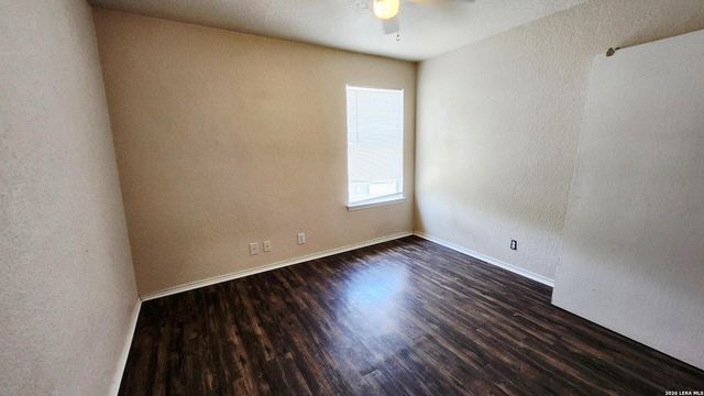 8015 Thicket Pass, San Antonio, TX 78254