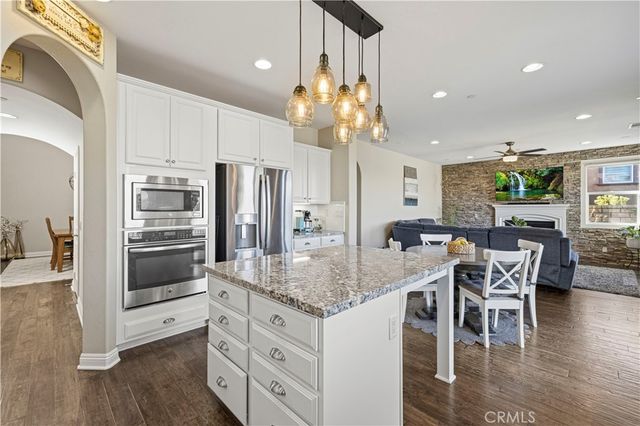 28417 Steel, Valencia, CA 91354