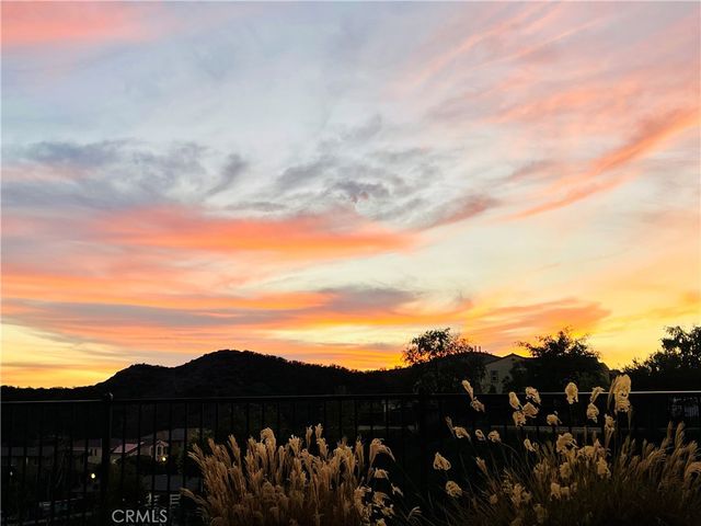 28417 Steel, Valencia, CA 91354