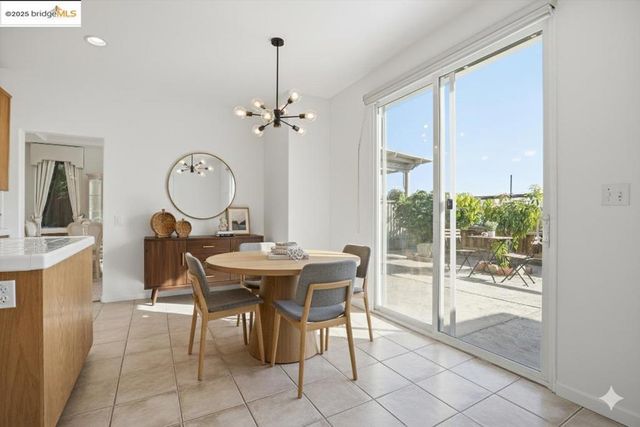 6857 Sunriver Ln, Vallejo, CA 94591