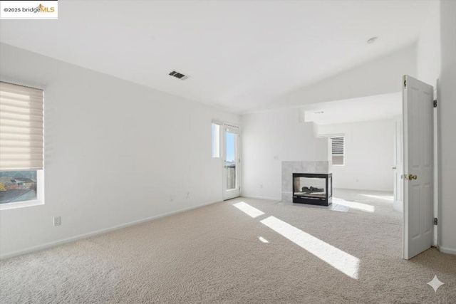 6857 Sunriver Ln, Vallejo, CA 94591