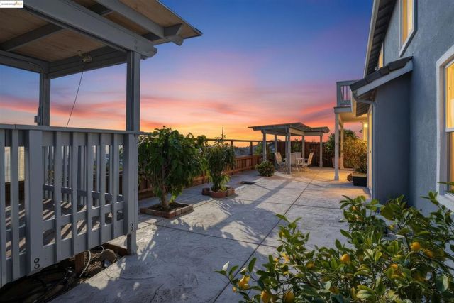 6857 Sunriver Ln, Vallejo, CA 94591