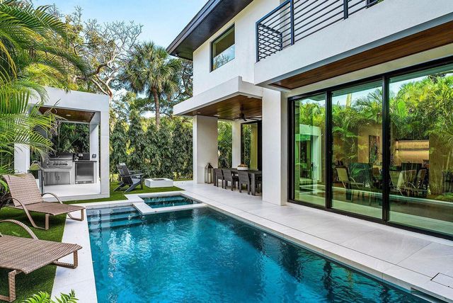 775 W Park Dr Drive W, Boca Raton, FL 33432