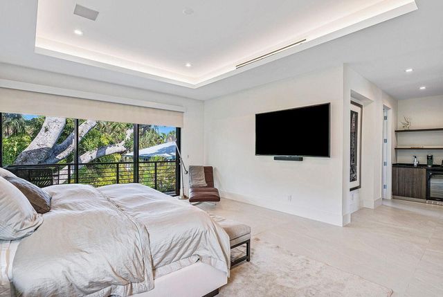 775 W Park Dr Drive W, Boca Raton, FL 33432