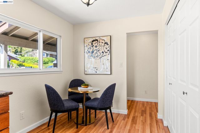 667 Gleneagle Ave, Hayward, CA 94544