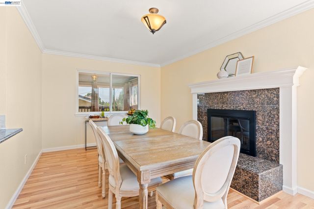 667 Gleneagle Ave, Hayward, CA 94544