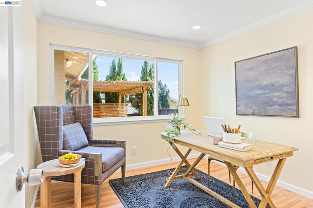 667 Gleneagle Ave, Hayward, CA 94544