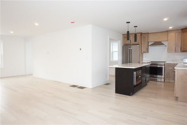 1232 Narragansett Boulevard, Cranston, RI 02905