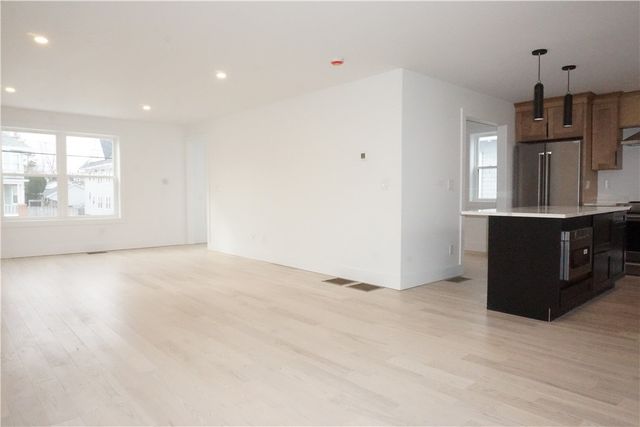 1232 Narragansett Boulevard, Cranston, RI 02905