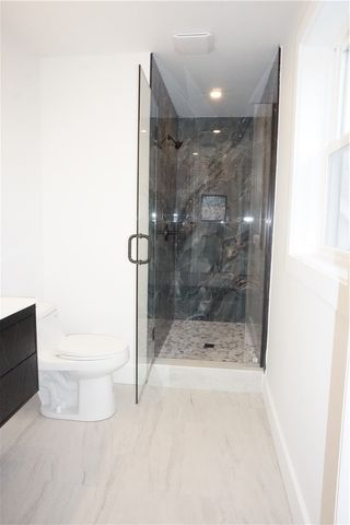 1232 Narragansett Boulevard, Cranston, RI 02905